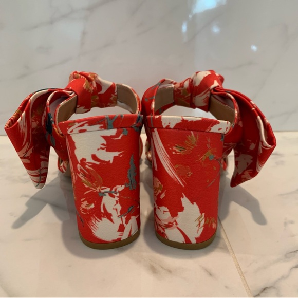 Lewit Satin Floral-Patterned Red Sandal Block Heels (EU 37.5) - Picture 4 of 5